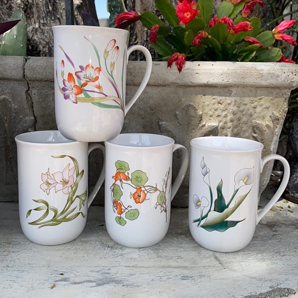 Vintage Floral Mugs